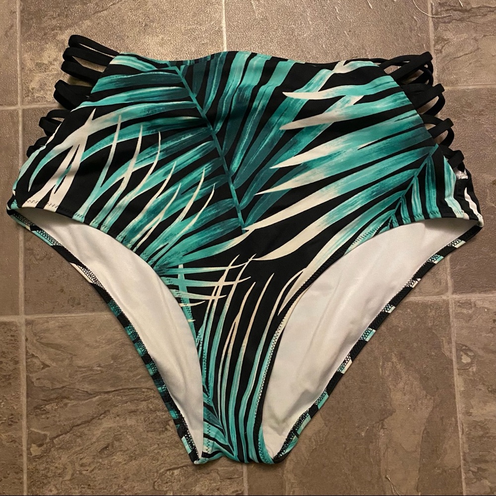 VS bikini bottoms